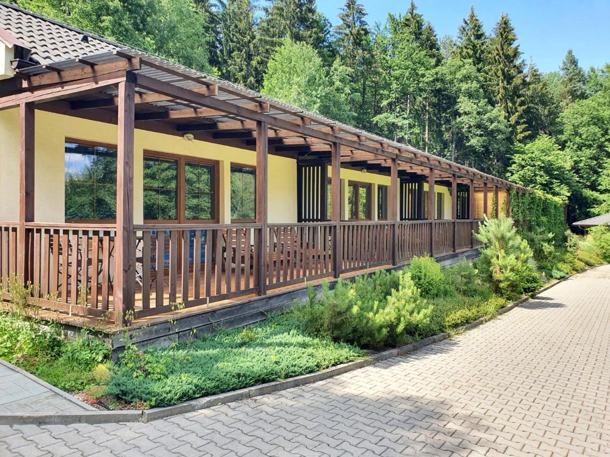 Resort Lesni Lazne Zvánovice Exteriör bild